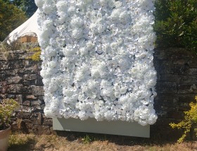 White flower wall - 6 pieces