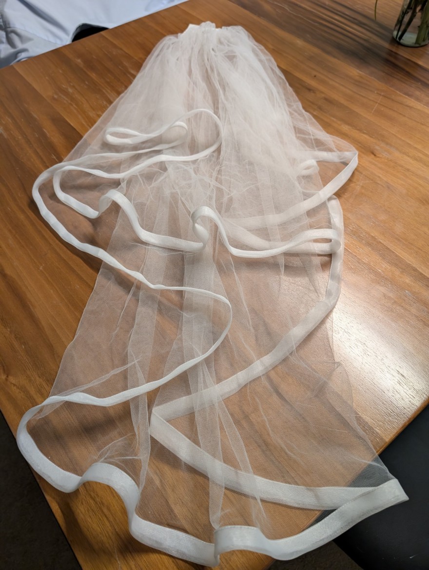 PXL_20251122_175932162