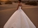 wedding dress back